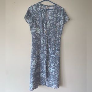 Woman’s Floral Loft Dress
